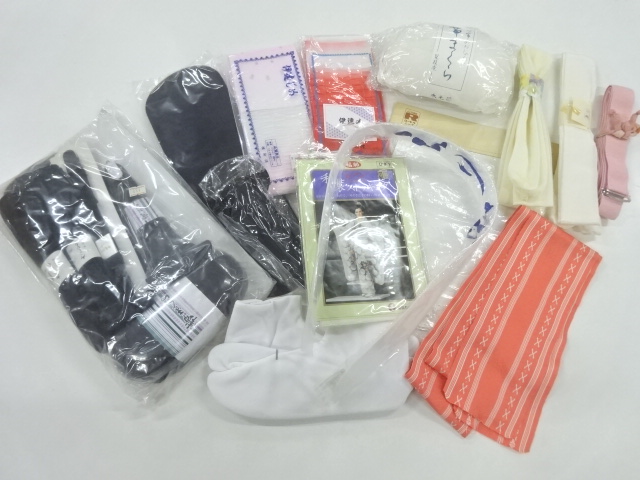 Japanese Kimono / Others (Bolt etc)